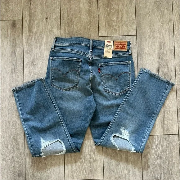 ✨NWT✨ Levi's Women's 724 High Rise Straight Crop Jeans - Picture 8 of 13